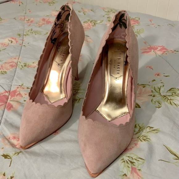 Ted Baker Scalloped Trim Heels - Picture 2 of 7